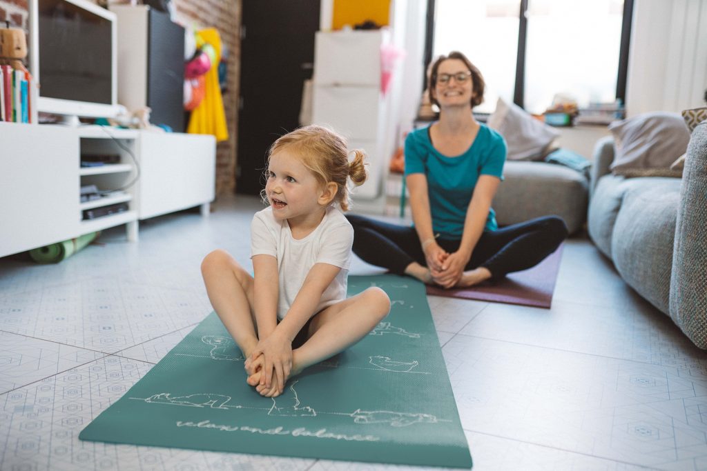 04_Koerperhaltung mit Yogauebungen staerken_c_Decathlon Oesterreich