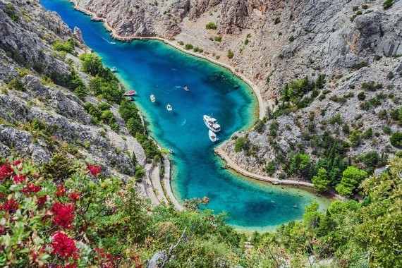 Die Zavratnica-Bucht im Nationalpark Velebit aus der Vogelperspektive. © Croatian National Tourist Board Aleksandar Gospić