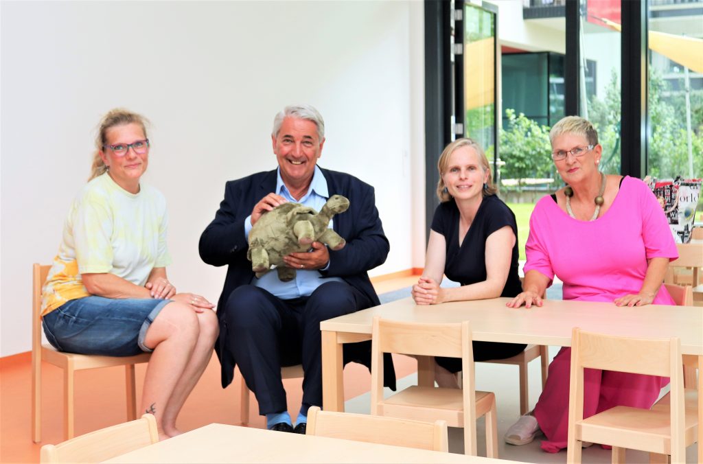 BV Ernst Nevrivy + KG-Leiterin Claudia Schuhmacher-Grammer Frank Jödicke Kinderfreunde