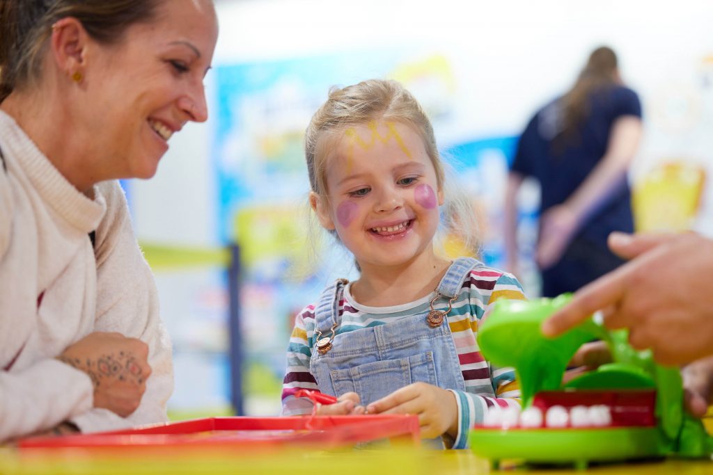 Spielefest Familie© IAKW-AG Ludwig Schedl