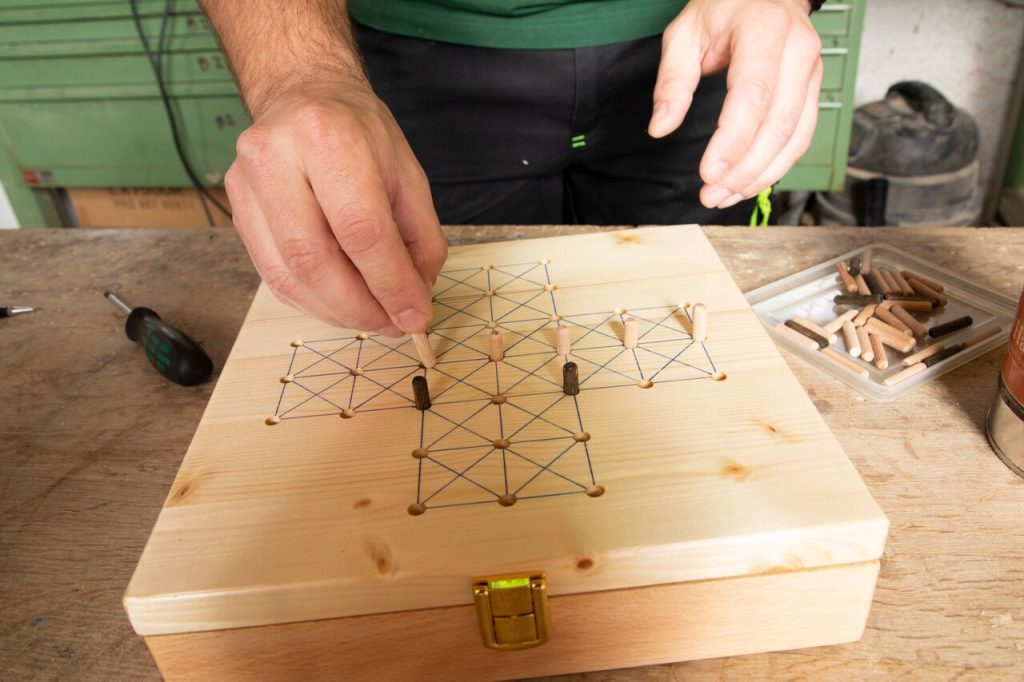 Spielebox für Reisen, Urlaub und Regentage