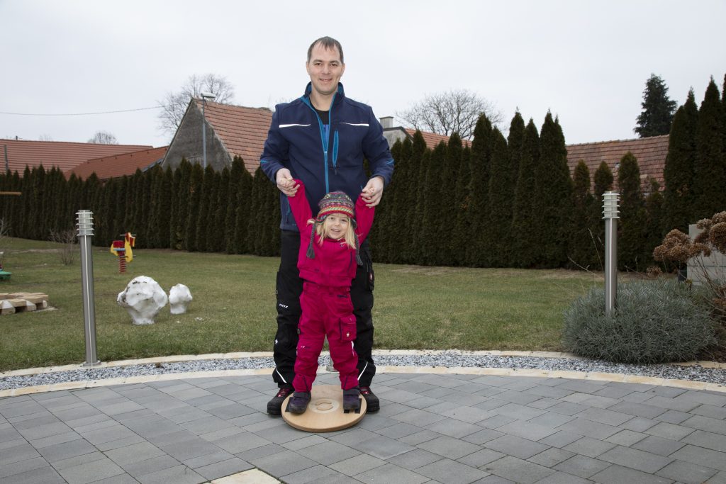 Papa bastelt: Stefan baut Balance Boards – Teil 2: Board mit Kugel