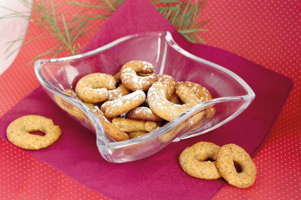 „Weihnachts-Backbuch mit Mehrwert“ – nicht nur für die Adventzeit