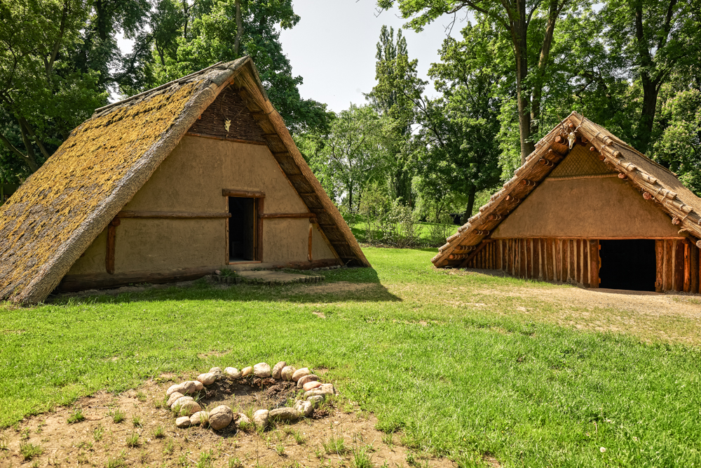 Experimentelle Archäologie im MAMUZ