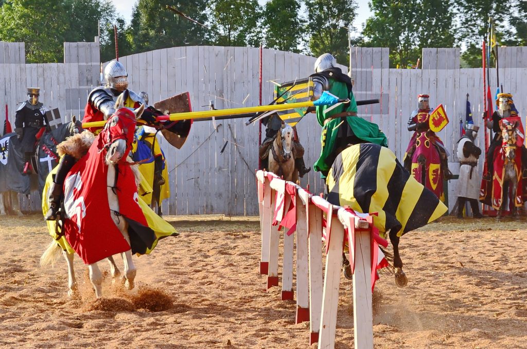 Eine spektakuläre Reise ins Mittelalter – 10. Ritterspiele auf Schloss Jedenspeigen faszinieren wieder Jung & Alt