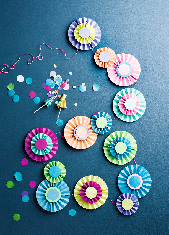 Basteln: Sommerliche Girlande