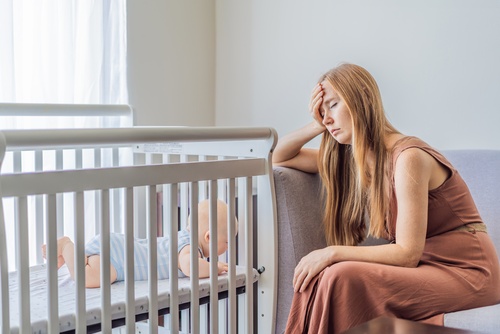 Erschöpft: Warum viele Mütter im Außen funktionieren und innerlich leer sind © Shutterstock
